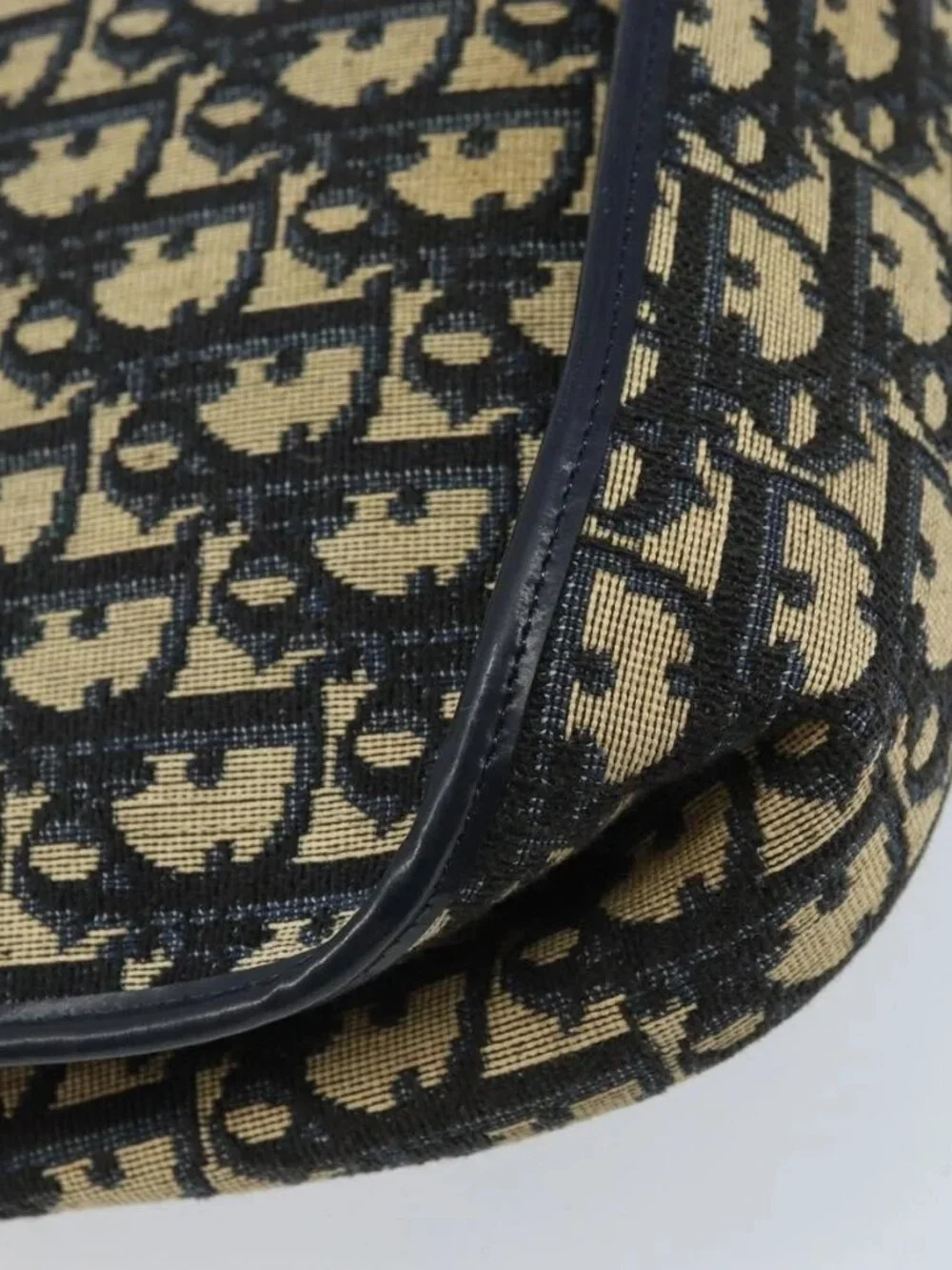 Christian Dior Trotter Canvas Shoulder Bag Navy Gold Auth gh1790 - Picture 5 of 16